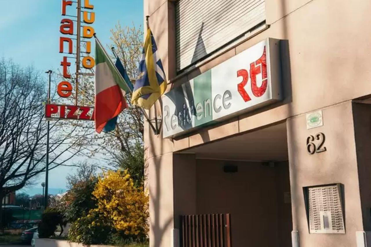 Residence Hotel Torino Uno Bagian luar foto