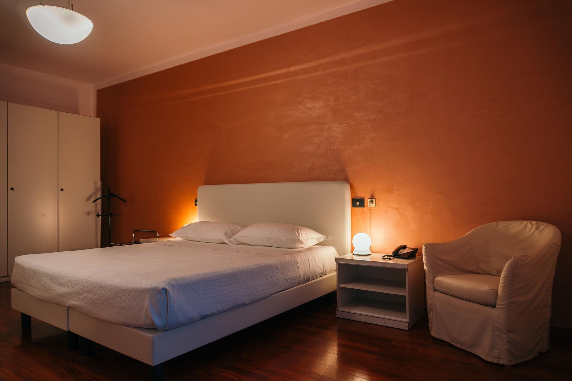 Residence Hotel Torino Uno Bagian luar foto