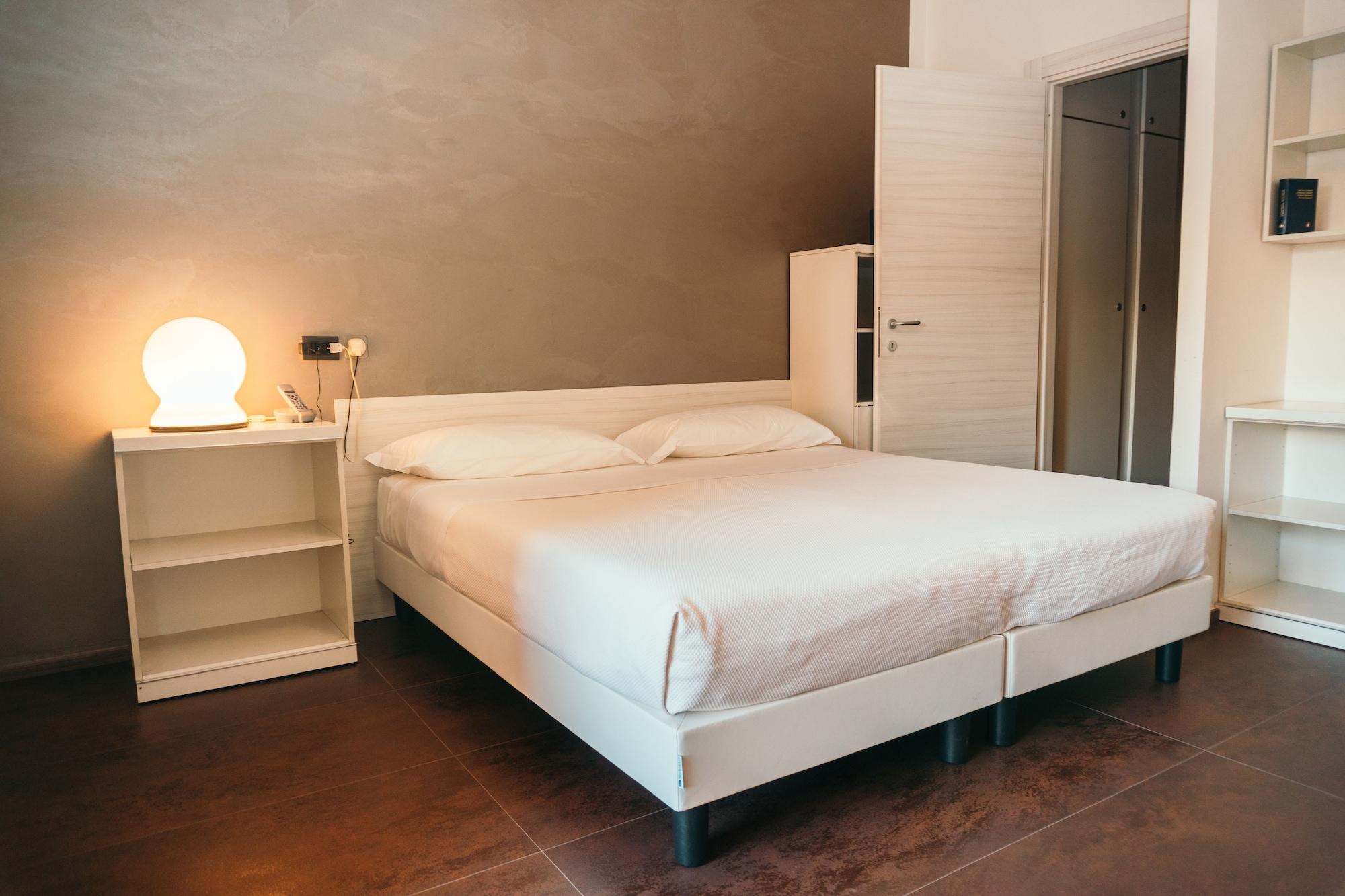 Residence Hotel Torino Uno Bagian luar foto