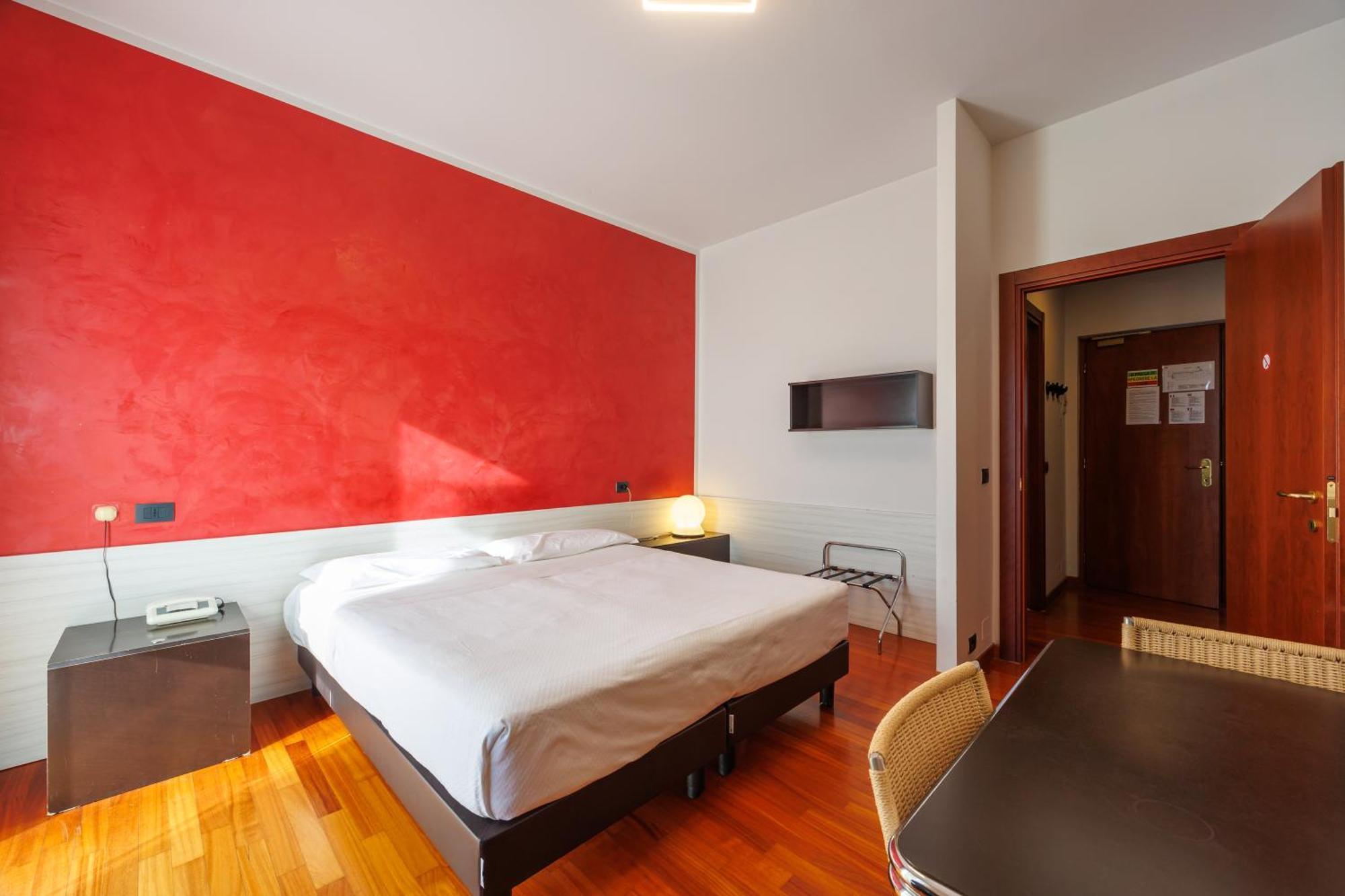 Residence Hotel Torino Uno Bagian luar foto