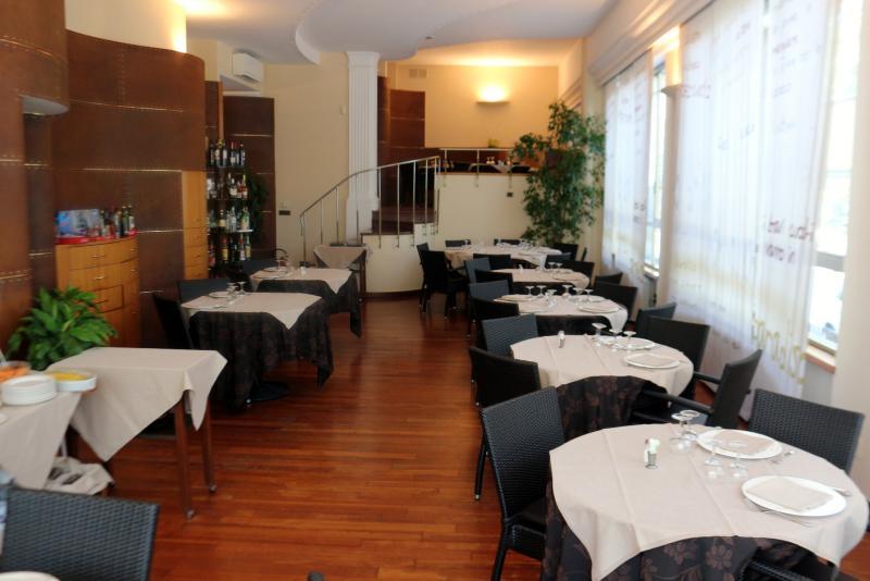 Residence Hotel Torino Uno Bagian luar foto
